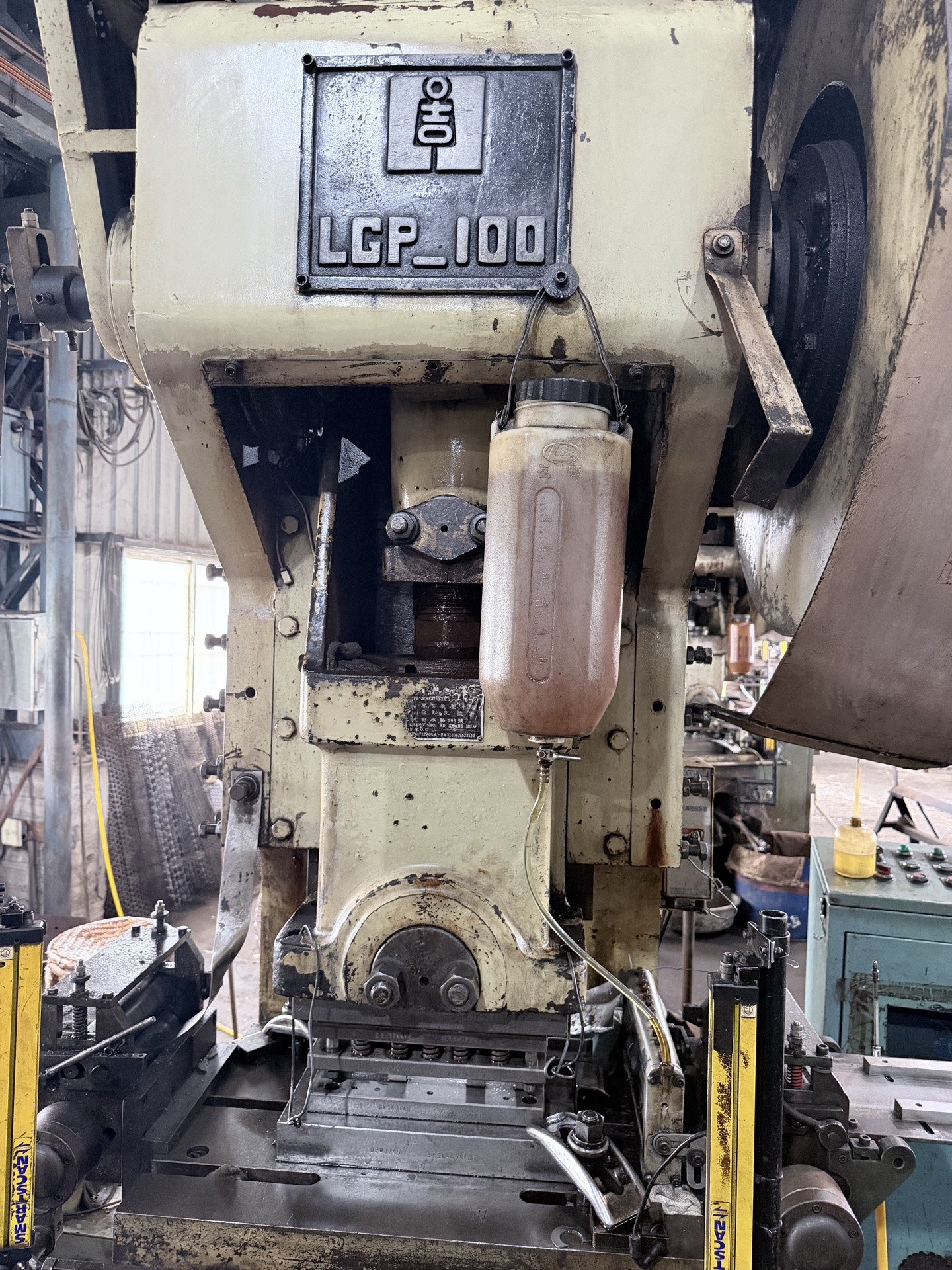 100 Ton Press